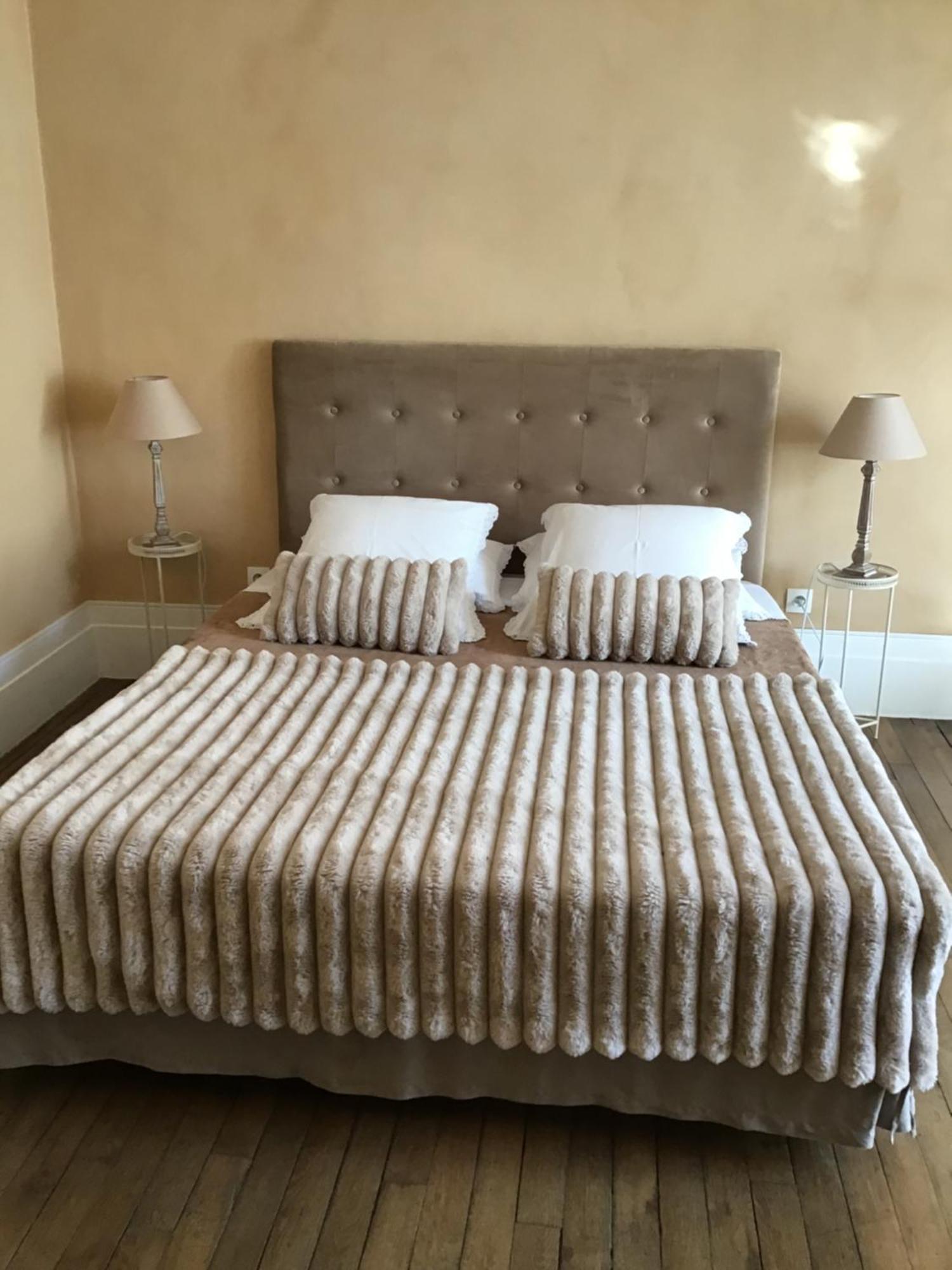 Classic Double Room,1660310066:JPEG